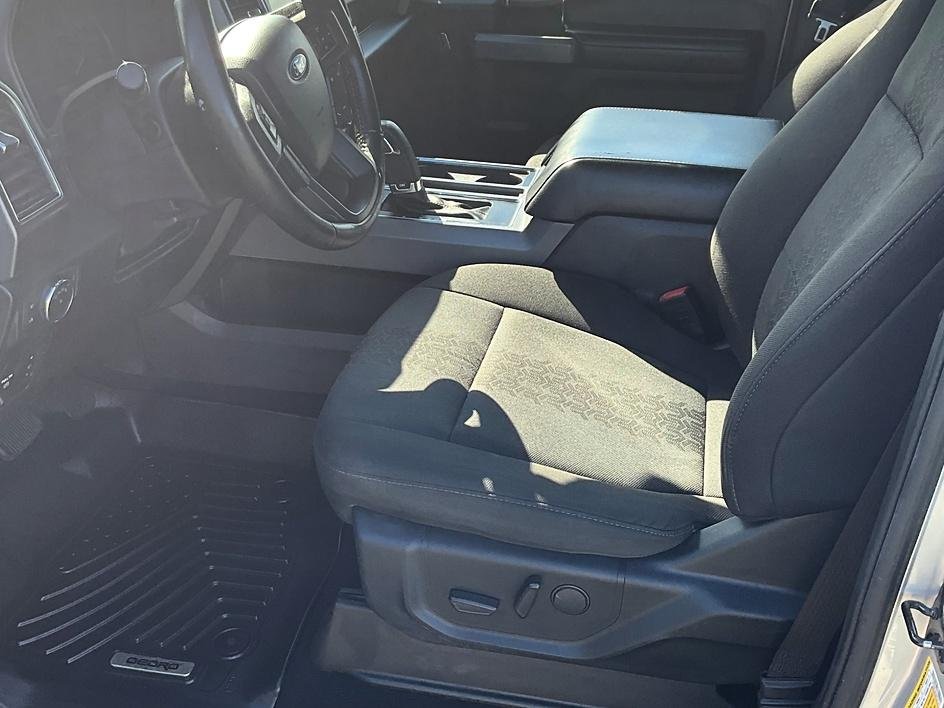 Used 2019 Silver Ford XLT image 25