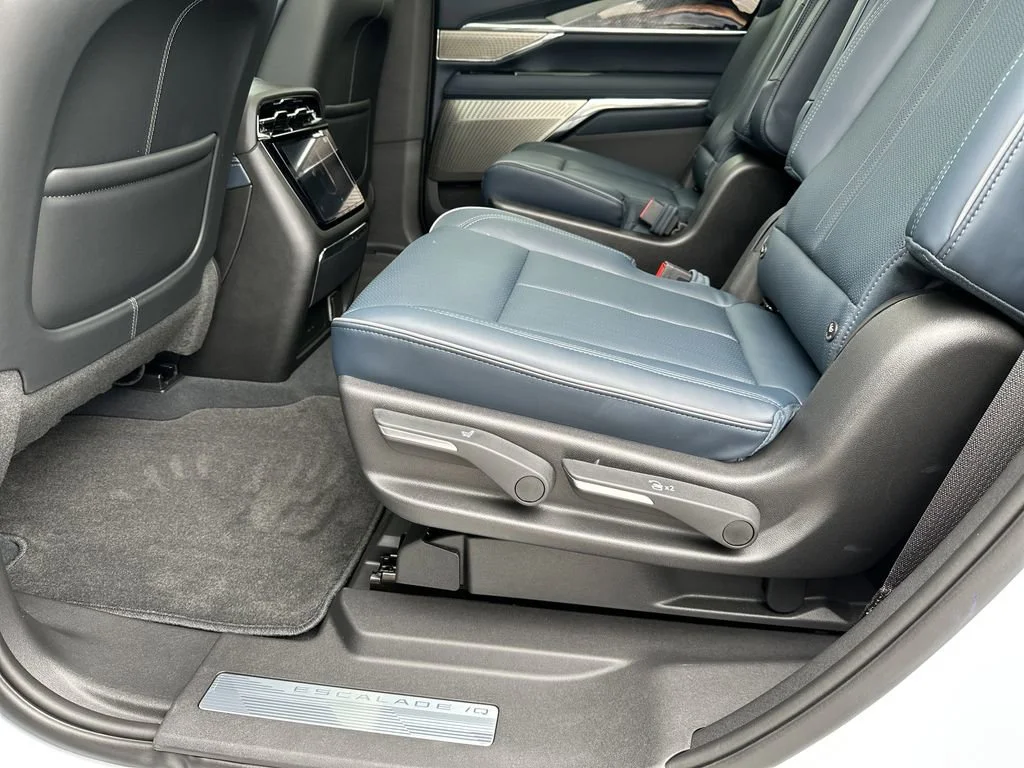 2026 Cadillac Escalade IQL Premium Sport - Photo 28