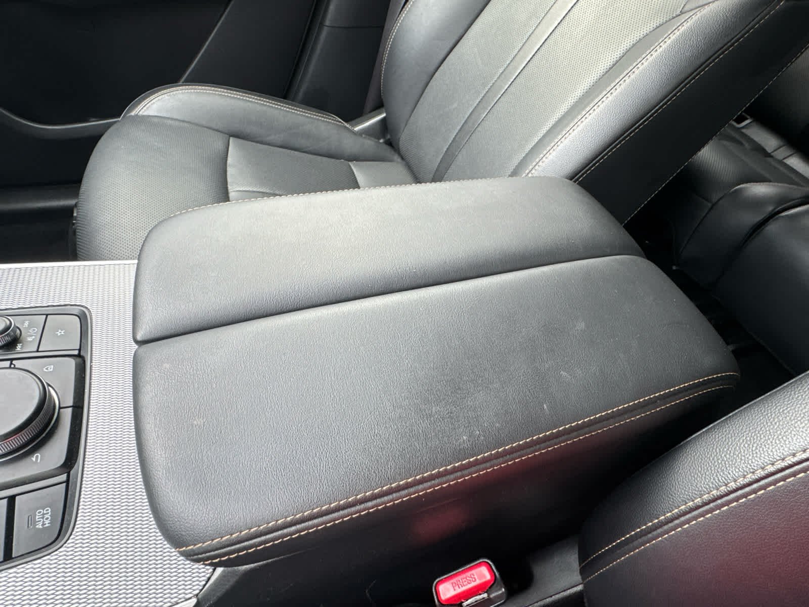 Used 2024 Platinum Quartz Mazda 3.3 Turbo Preferred Plus image 41