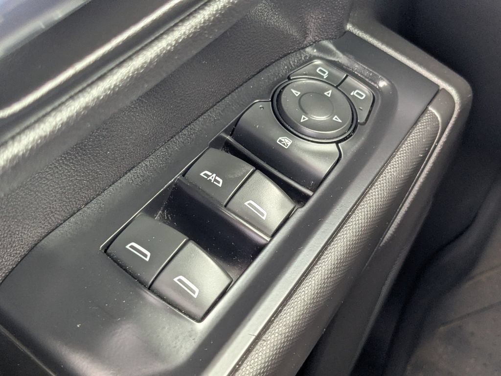 Used 2020 BLACK Chevrolet Custom image 24