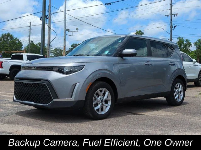 2025 Kia Soul 2.0L LX IVT's photo