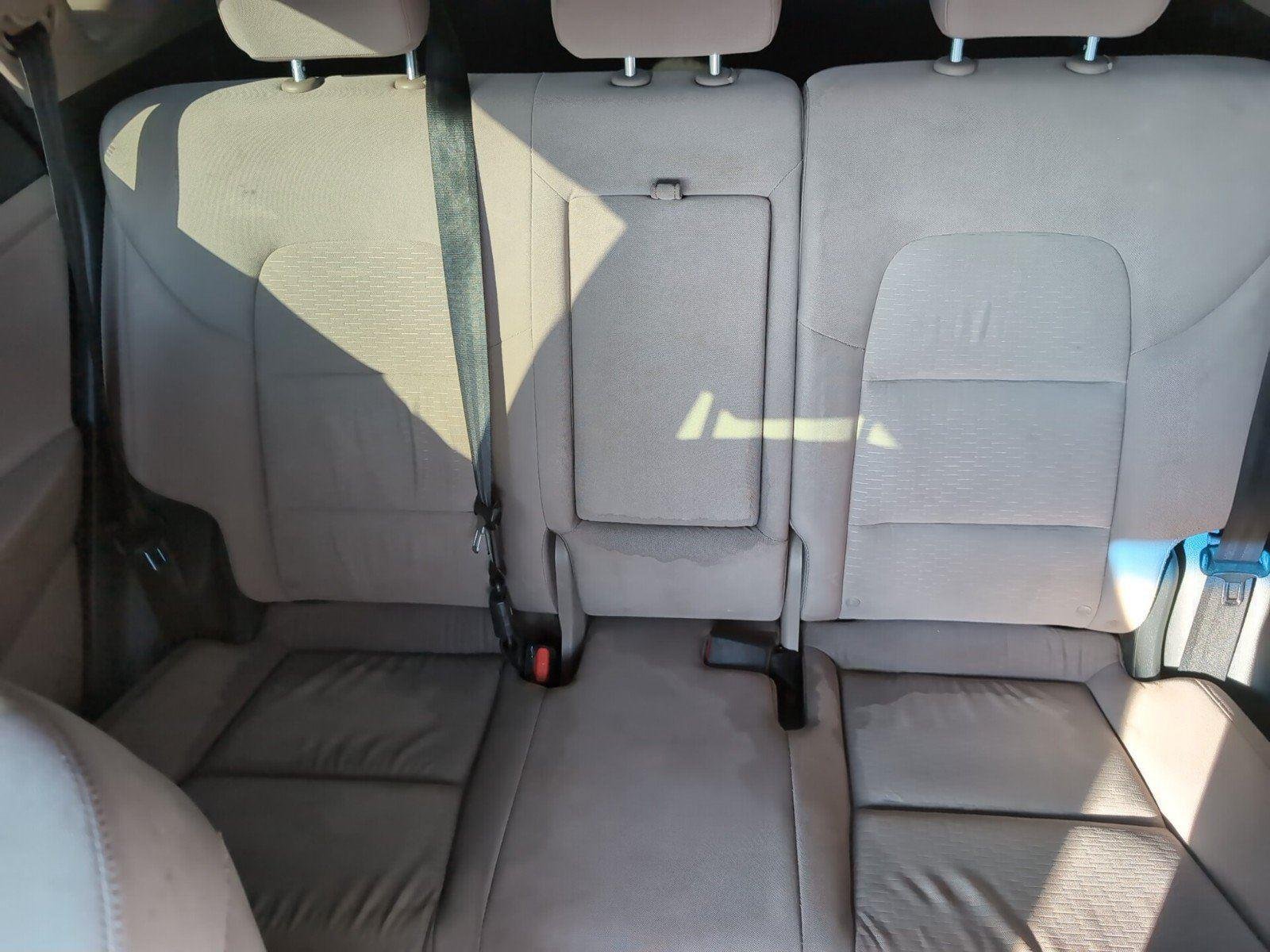 Used 2021 White Cream Hyundai SEL image 29