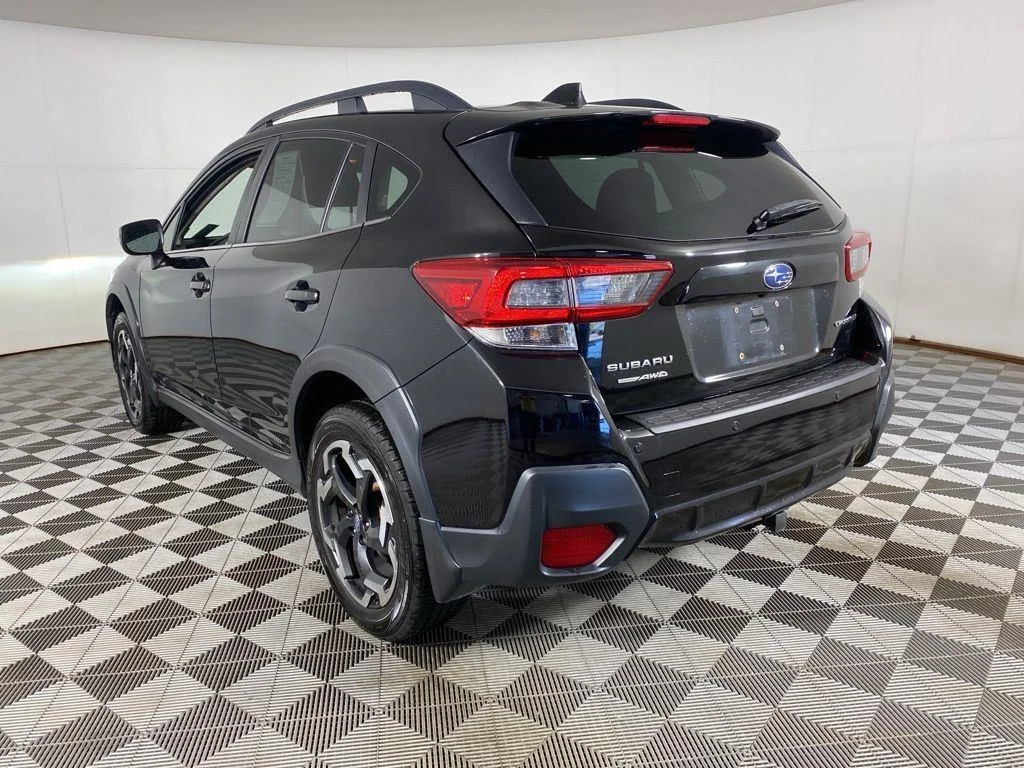 Used 2021 Crystal Black Silica Subaru Limited image 5