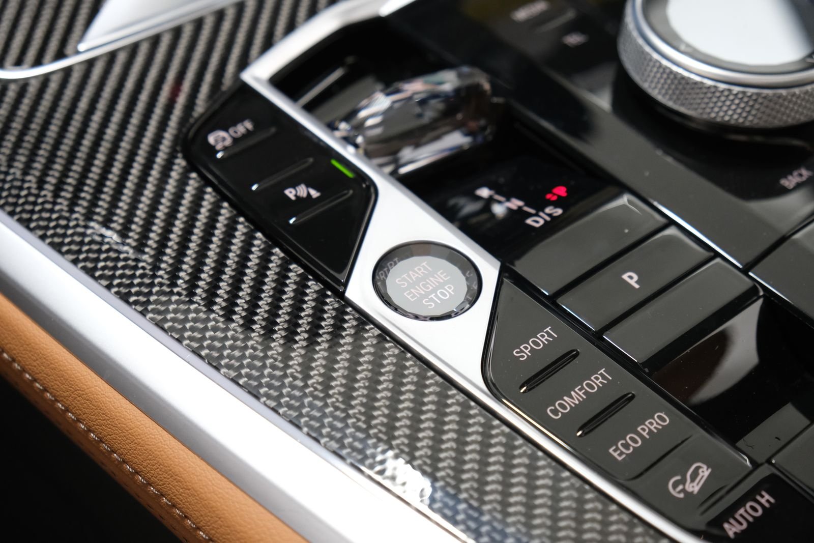 New 2026 Carbon Black Metallic BMW M60i image 35