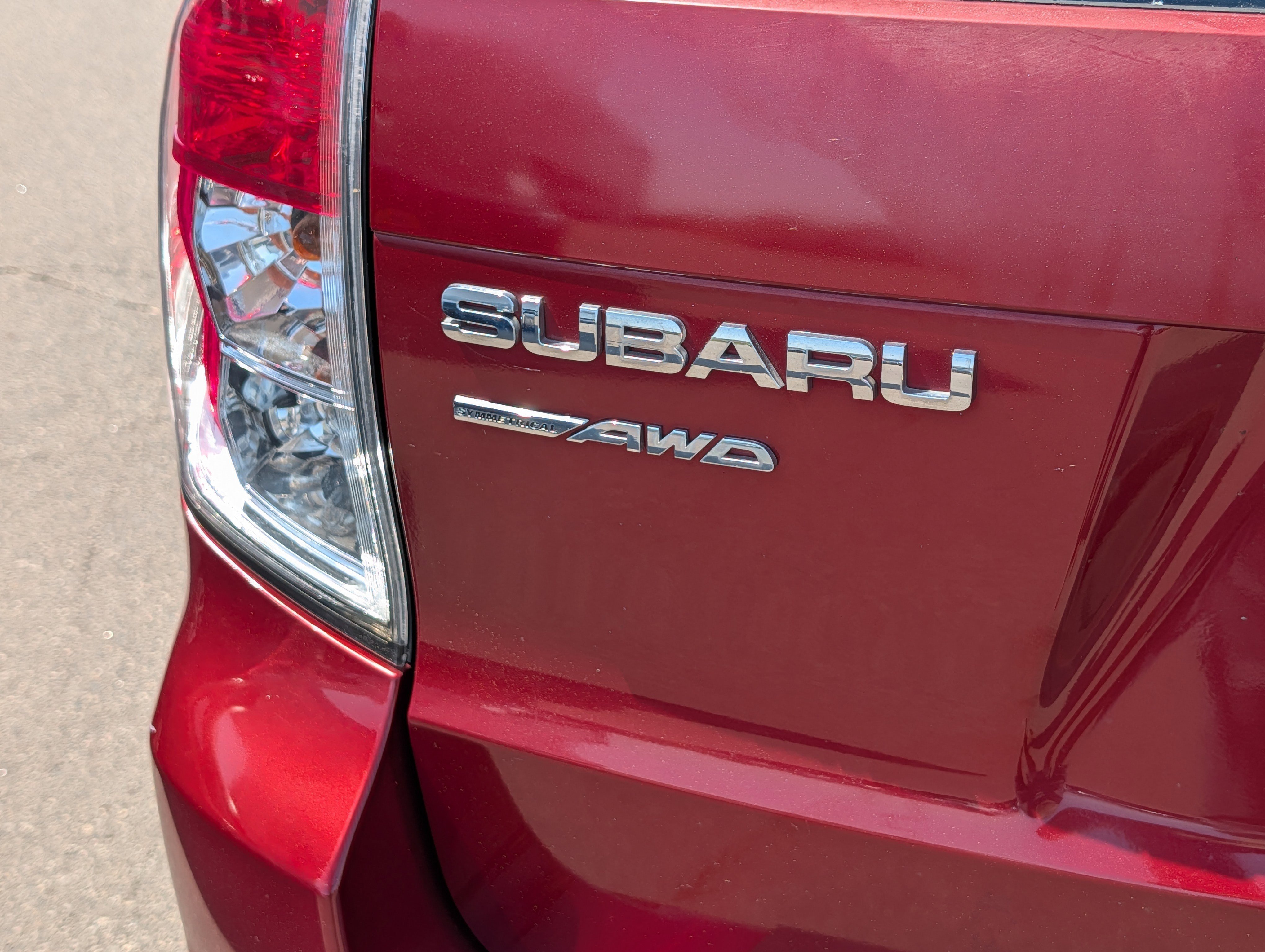 Used 2010 Camellia Red Pearl Subaru 2.5X Premium image 5