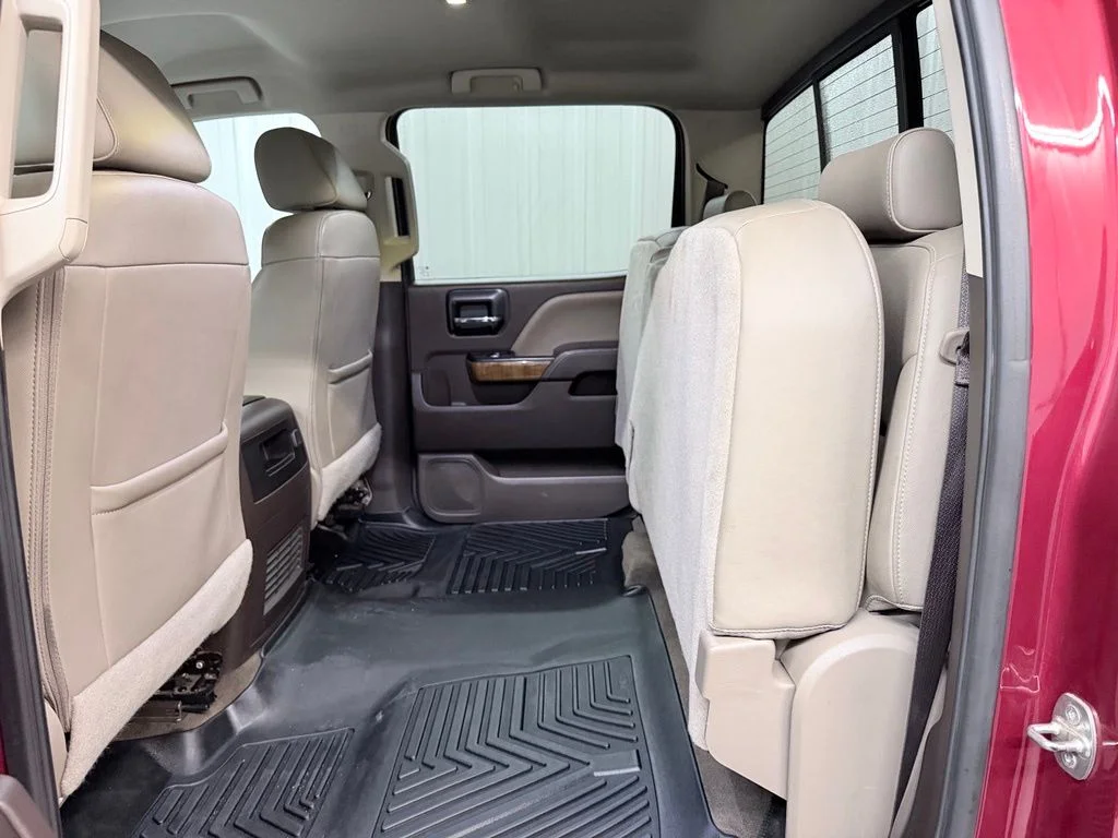 Used 2018 Red GMC SLT image 27