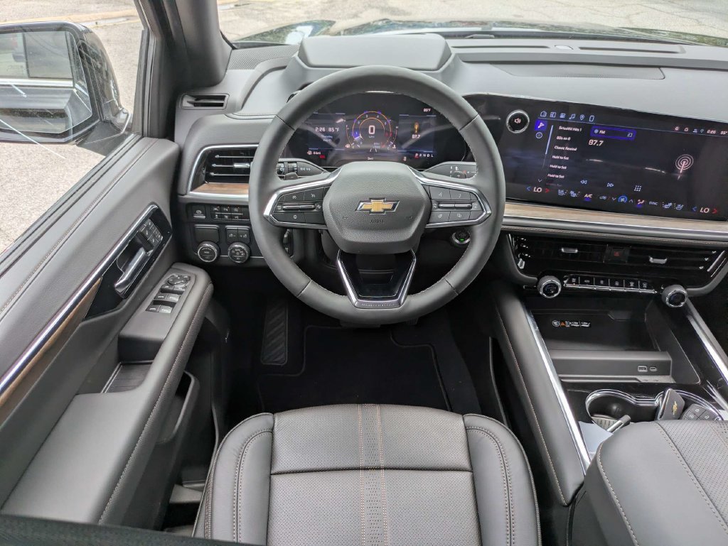 New 2026 Black Chevrolet High Country image 18