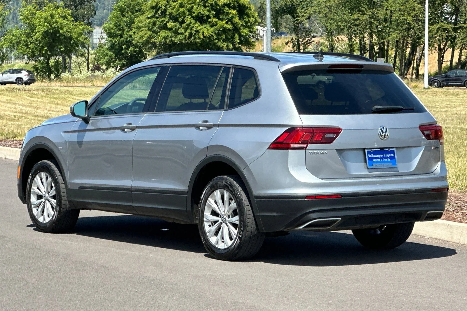 Used 2020 Silver Volkswagen 2.0T S image 5