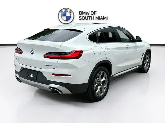 Used 2023 White BMW xDrive30i image 7