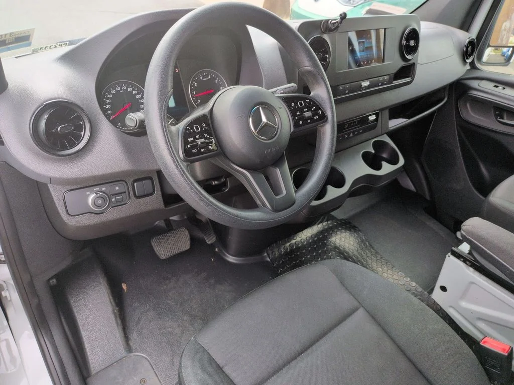 Used 2023 White Mercedes-Benz Cargo 144 WB image 9