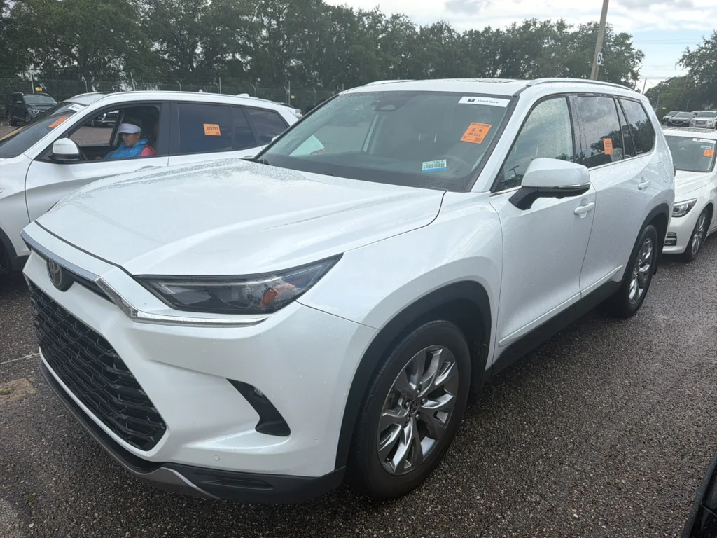 Used 2024 Wind Chill Pearl Toyota Limited image 2