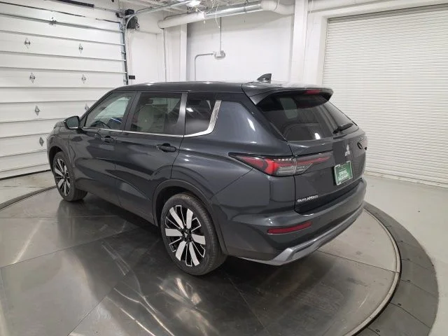 2026 Mitsubishi Outlander SE - Photo 7