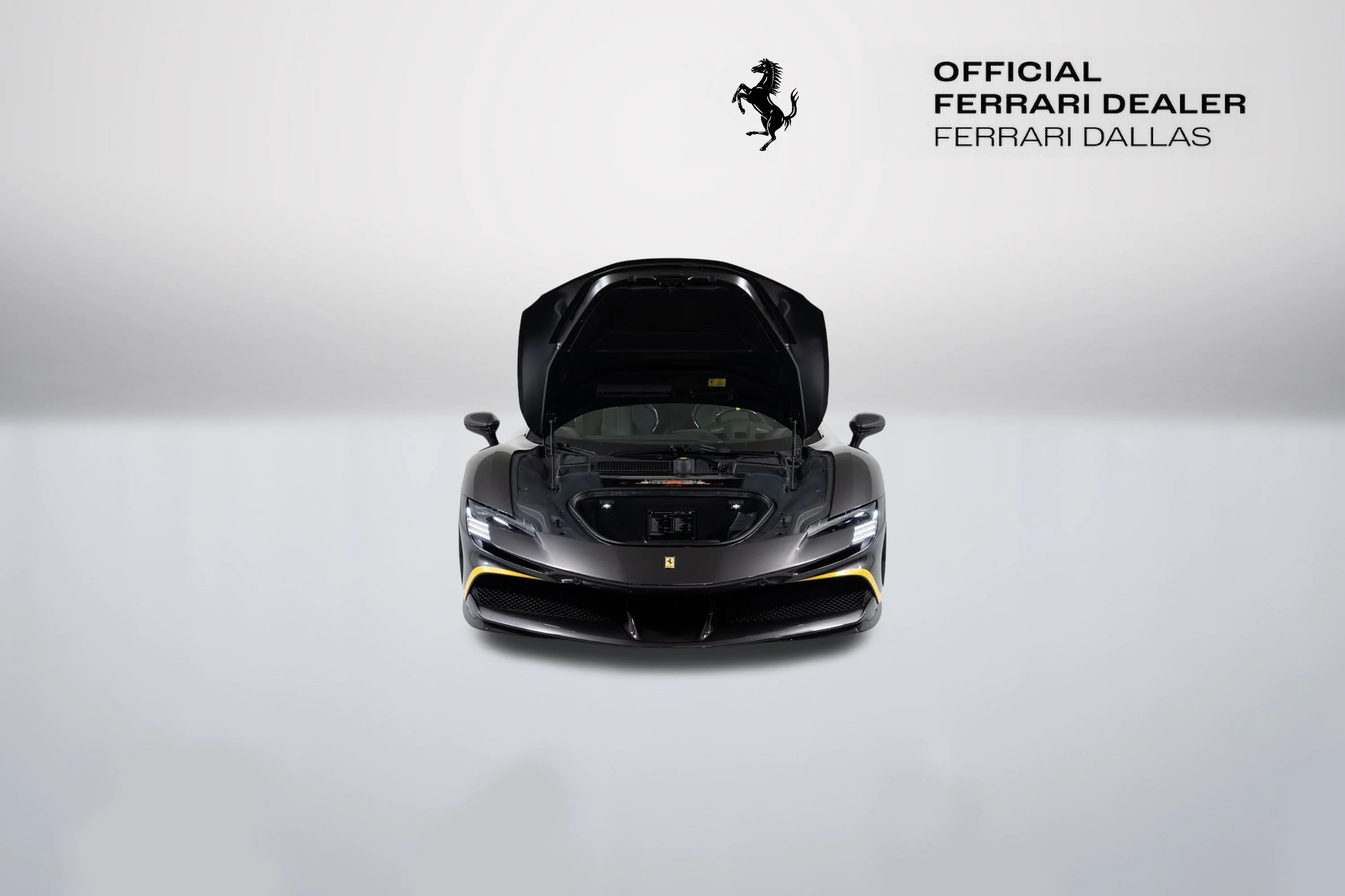 Used 2022 Extra Sample Ferrari Base image 9