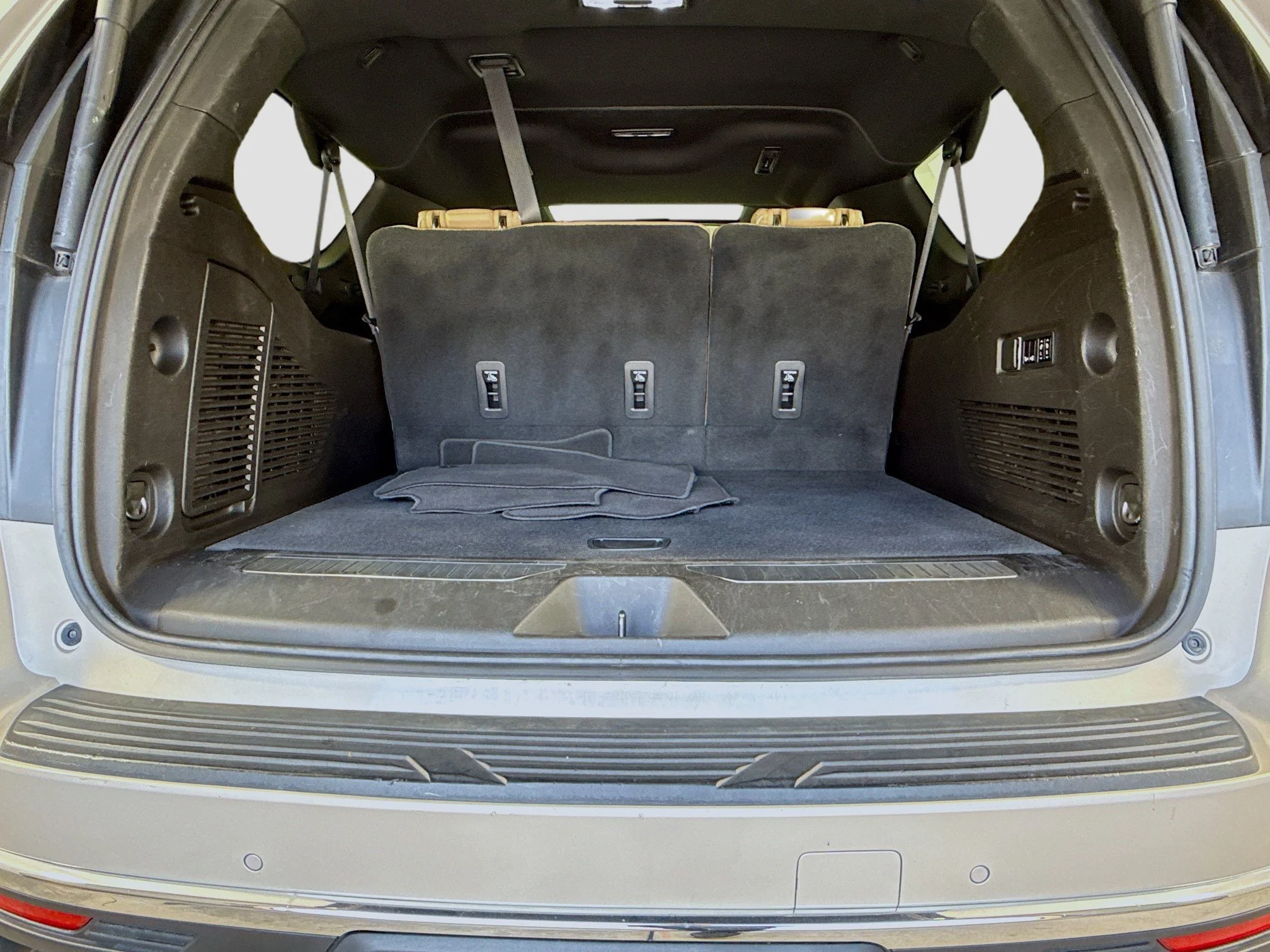 Used 2021 Empire Beige Metallic Chevrolet Premier image 30