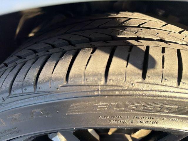 Certified Used 2023 MID BLK/WIND CHILL Toyota  image 33