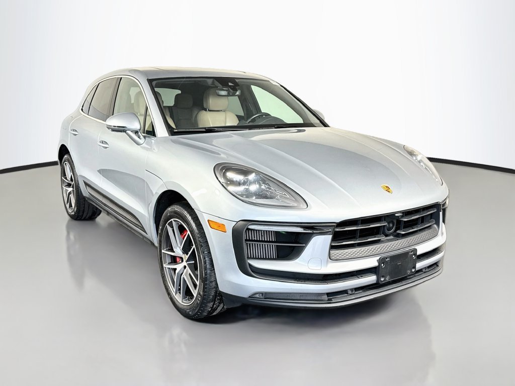 2023 Porsche Macan