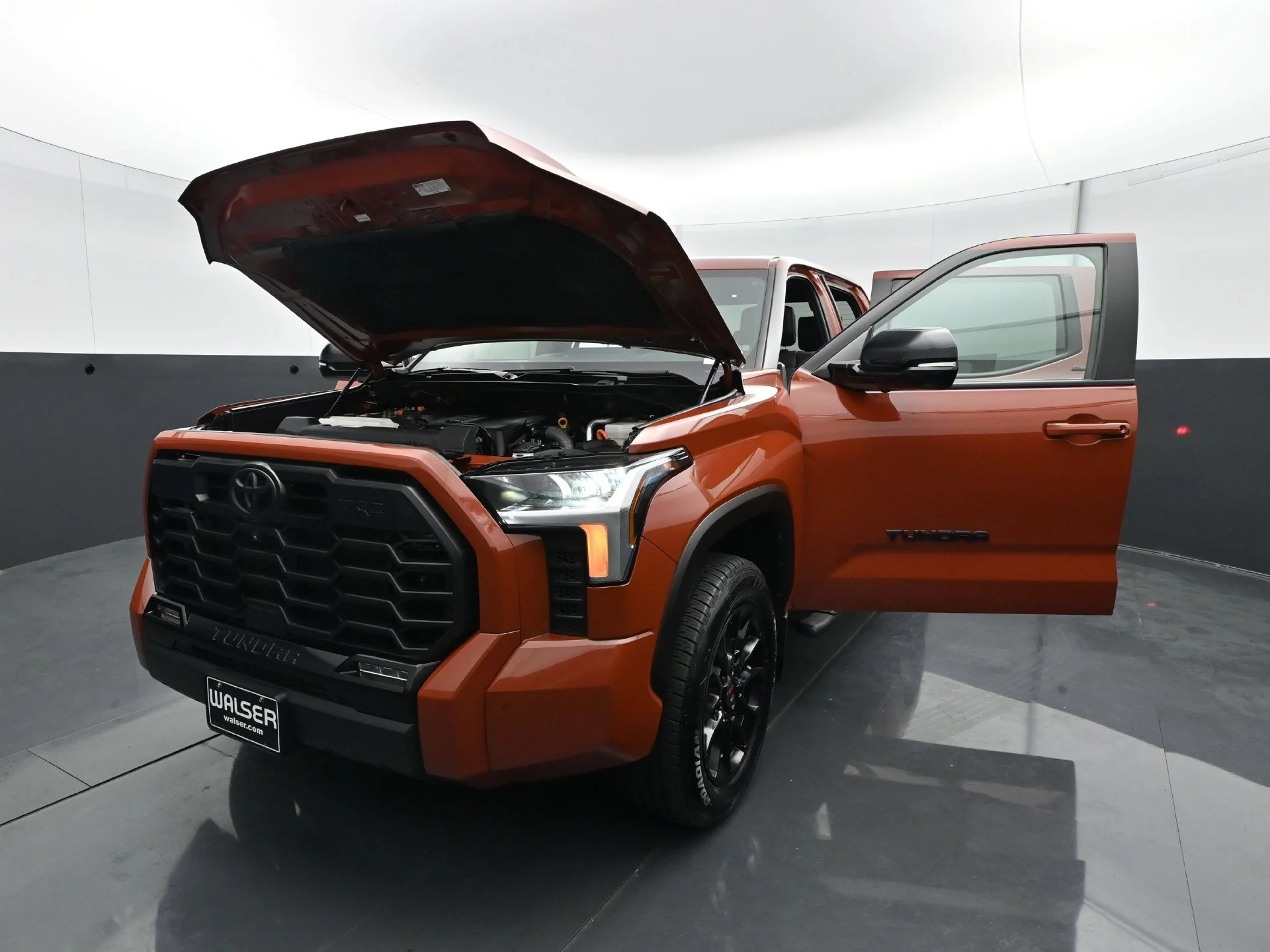 Used 2025 Terra Toyota Limited image 31