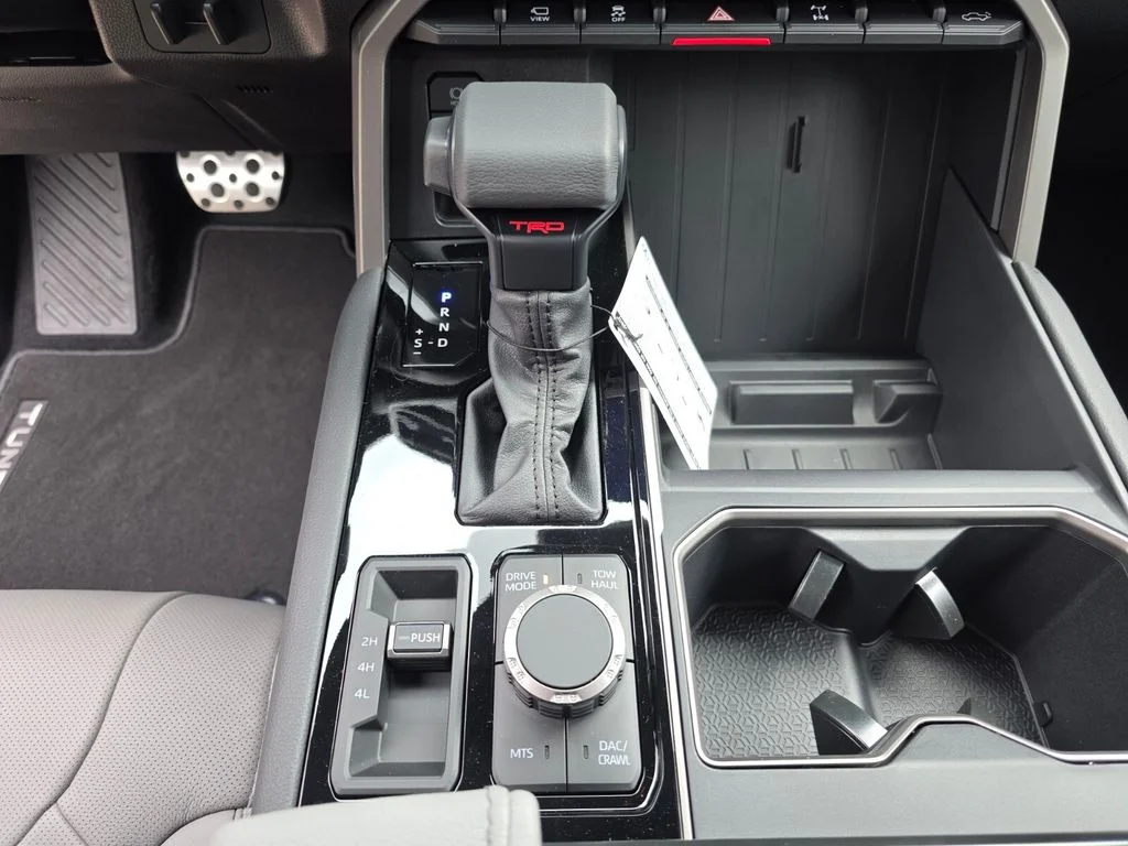 2026 Toyota Tundra Limited - Photo 27