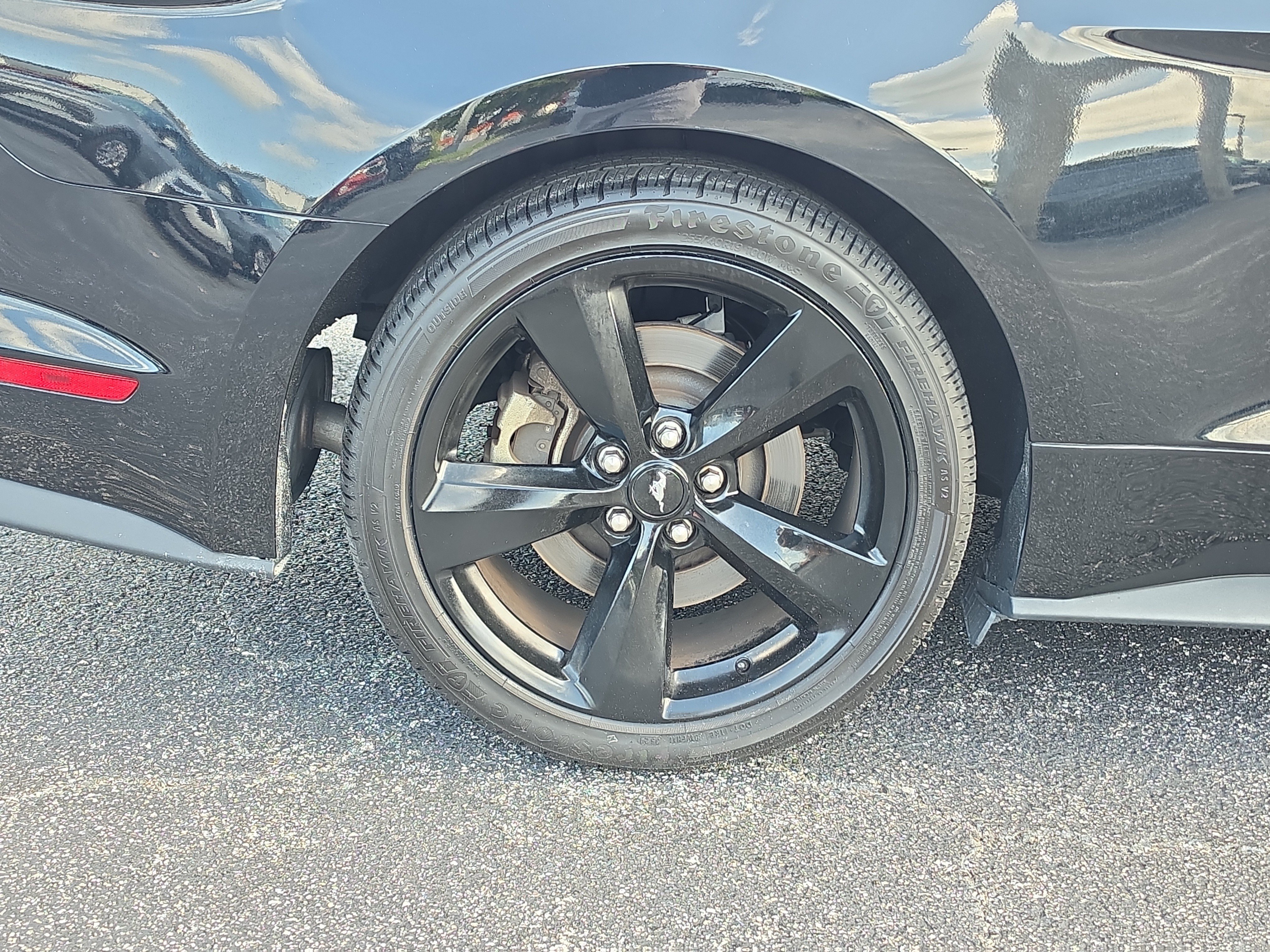 Used 2023 Black Ford GT image 7