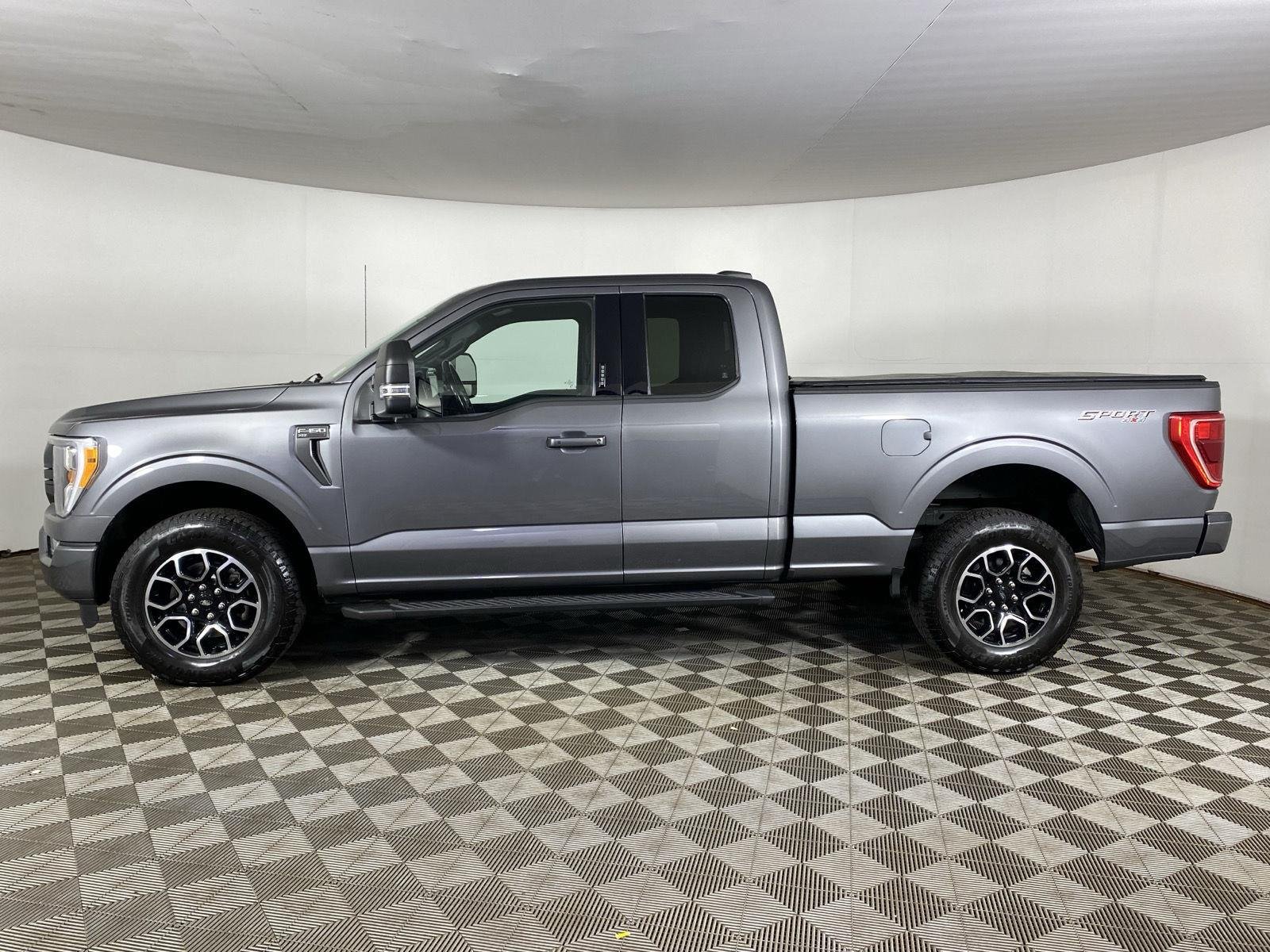 Used 2022 Carbonized Gray Ford XLT image 4