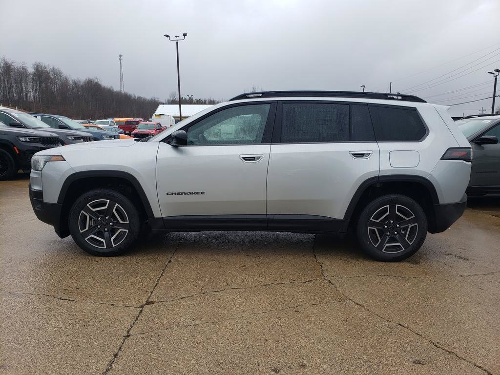 New 2026 Silver Zynith Clear-Coat Exterior Paint Jeep Laredo image 7