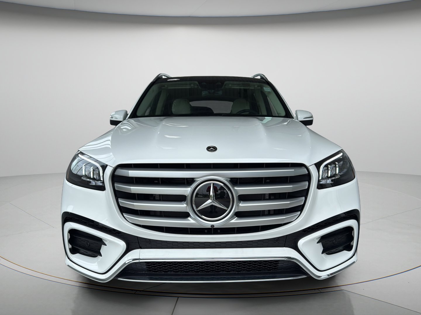 Certified Used 2026 Polar White Mercedes-Benz GLS 450 image 7