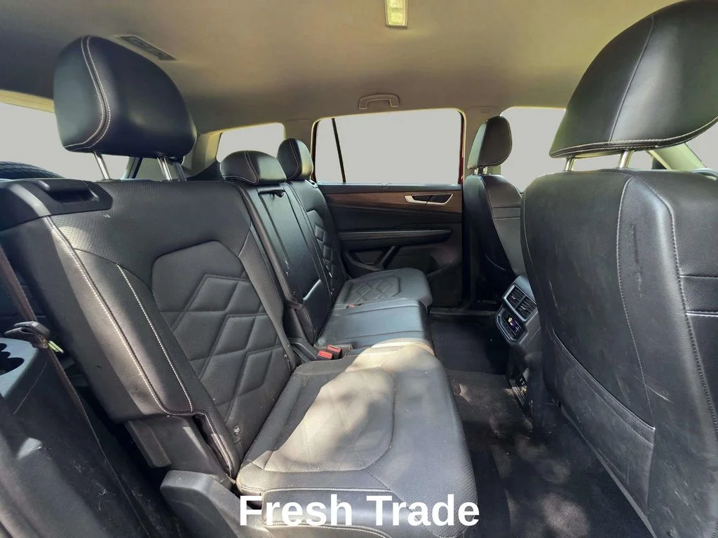 Used 2024 Maroon Volkswagen 2.0T SE w/Technology image 9