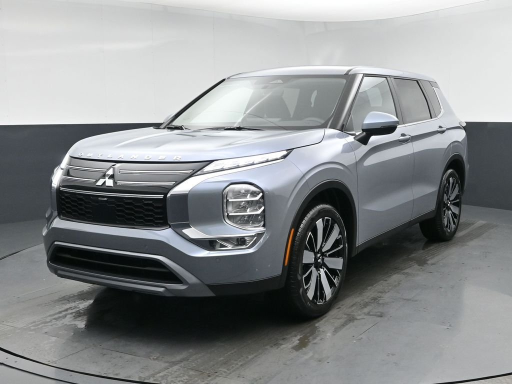 New 2026 Gray Mitsubishi SE image 23