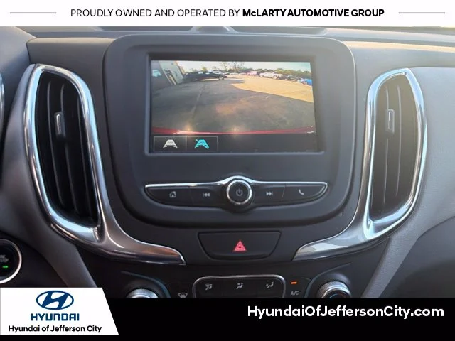 Used 2018 Red Chevrolet LT image 25