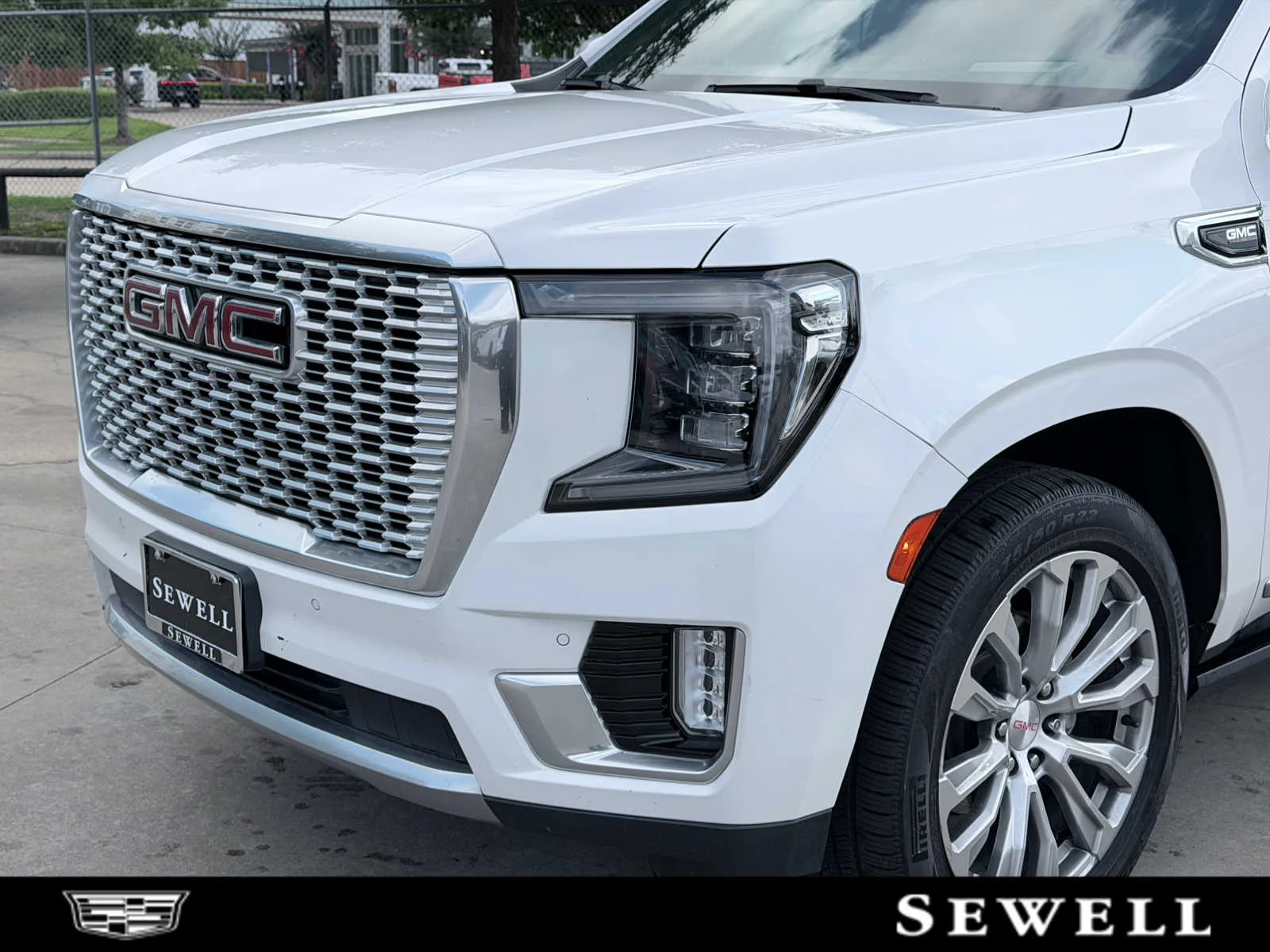 2022 GMC Yukon Denali 2WD's photo