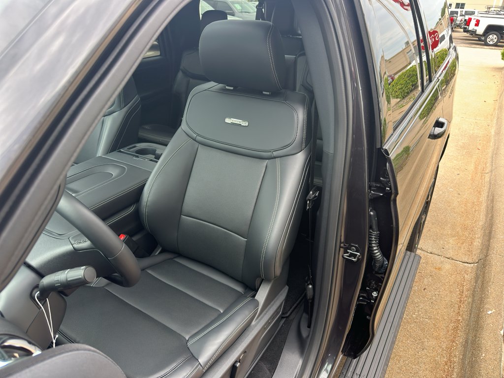 New 2027 Dark Matter Gray Metallic Ford MAX Platinum image 25