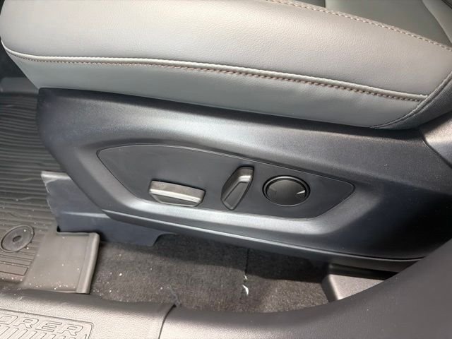 New 2026 Vapor Blue Metallic Ford Active image 15