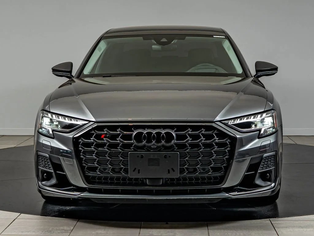 Used 2022 Daytona Gray Audi 4.0T image 2