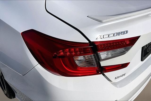 Used 2020  Honda Sport image 24