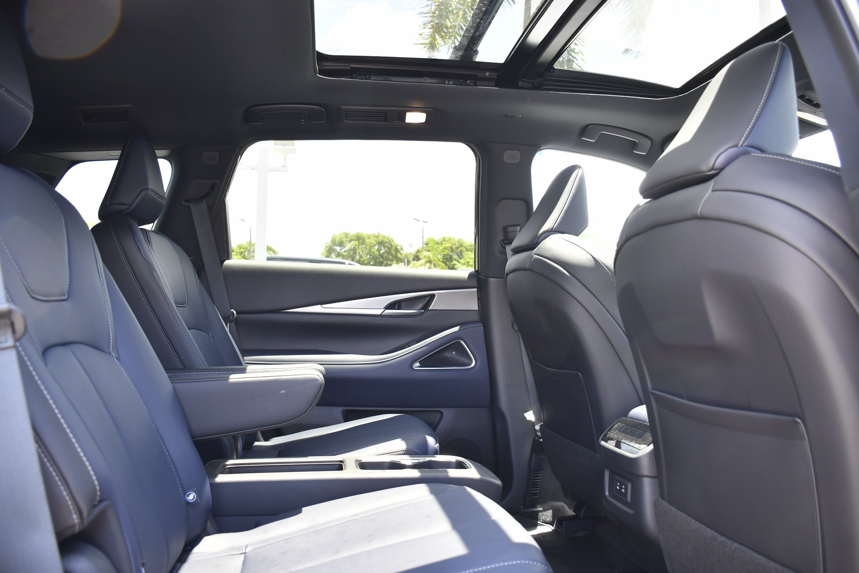New 2027 MINERAL BLACK INFINITI Sport AWD image 32
