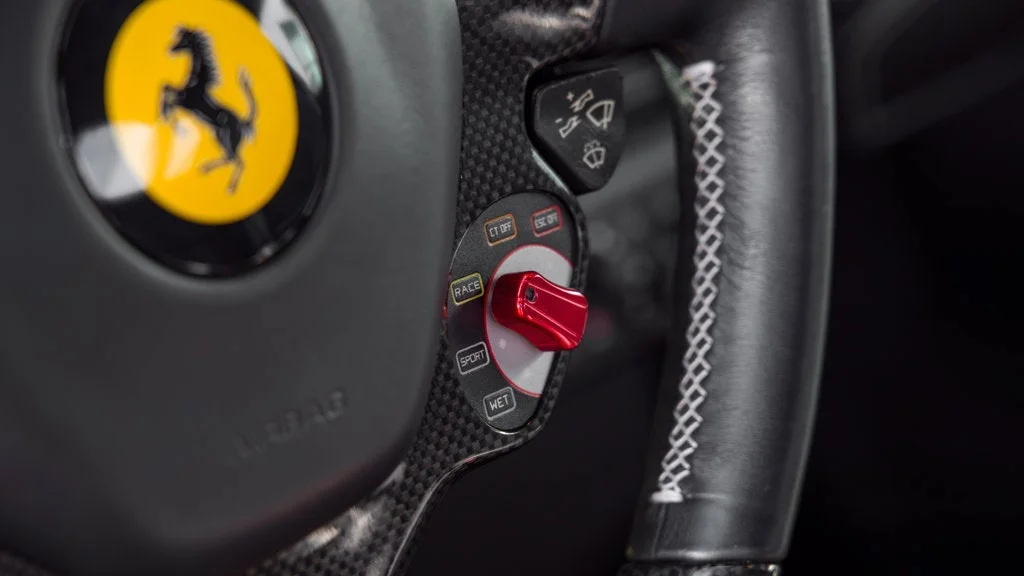 Used 2014 Bianco Avus Ferrari Speciale image 20