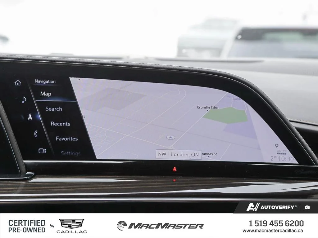 Certified Used 2022  Cadillac Premium Luxury image 24