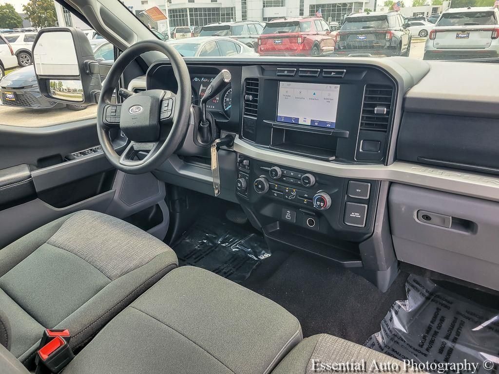 2024 Ford F-350 Super Duty XLT - Photo 22