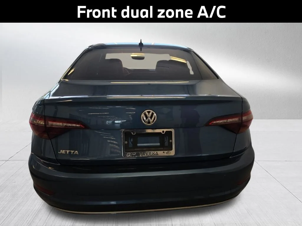 Used 2019 Blue Volkswagen SEL image 6