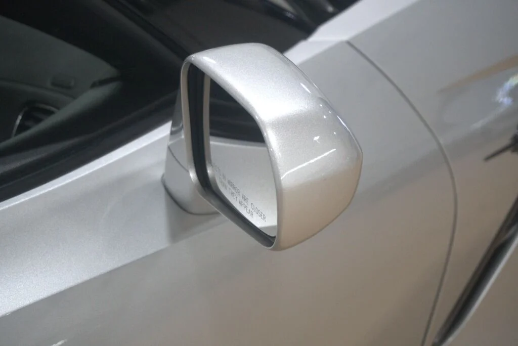 Used 2014 Blade Silver Metallic Chevrolet Stingray image 26