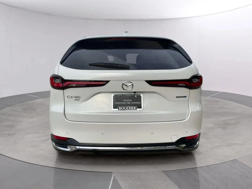 Used 2024 Rhodium White Premium Mazda Premium image 4