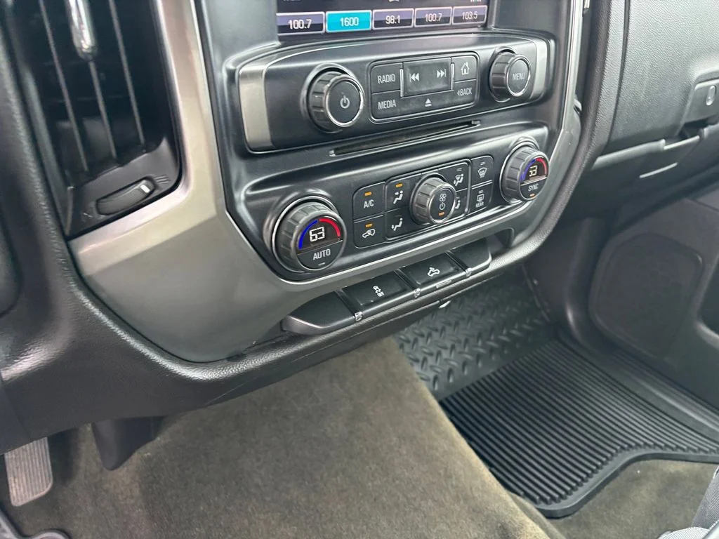 Used 2016 Black Chevrolet LT image 20