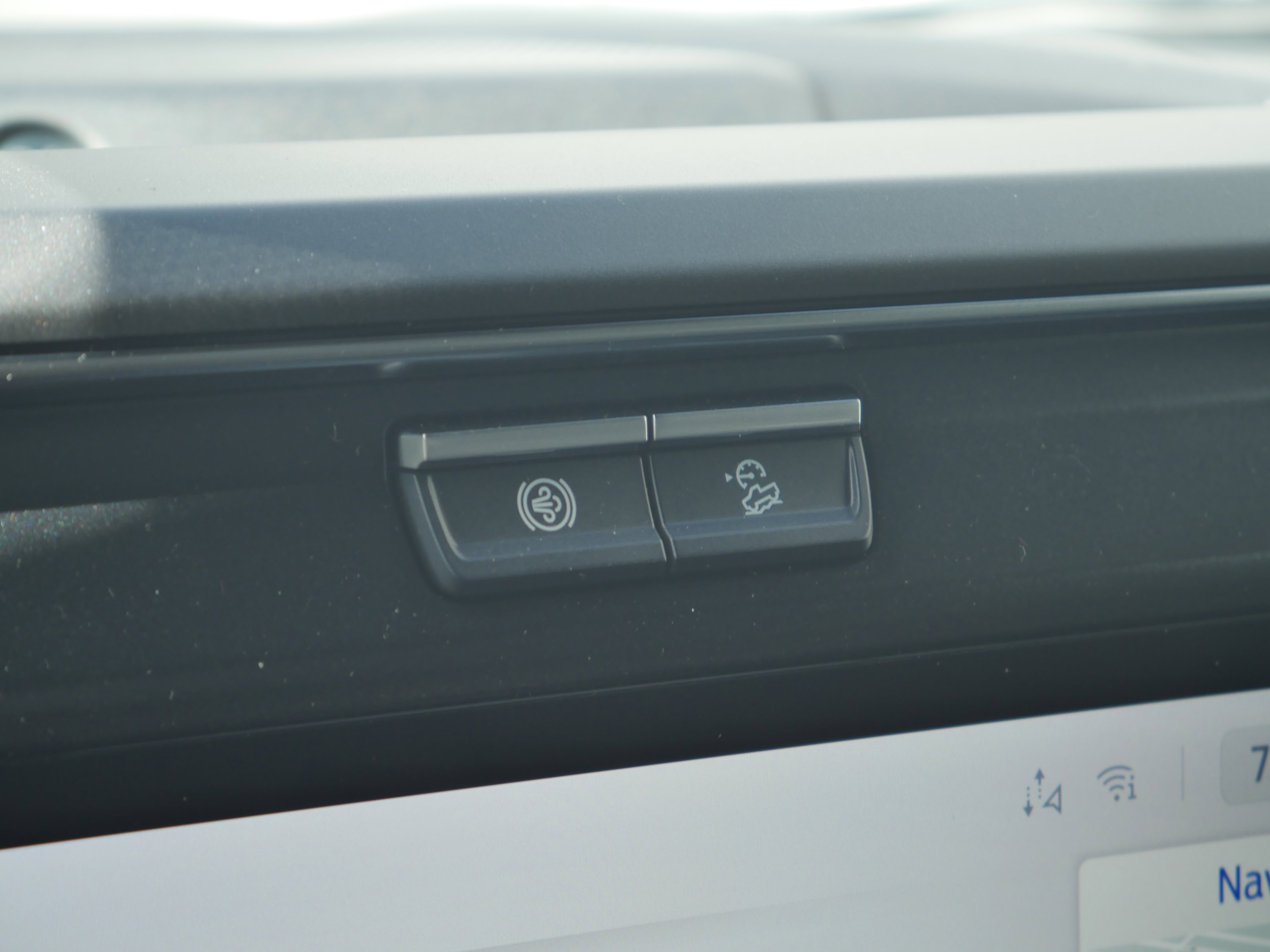 New 2026 Carbonized Gray Metallic Ford F-350® Platinum® image 14
