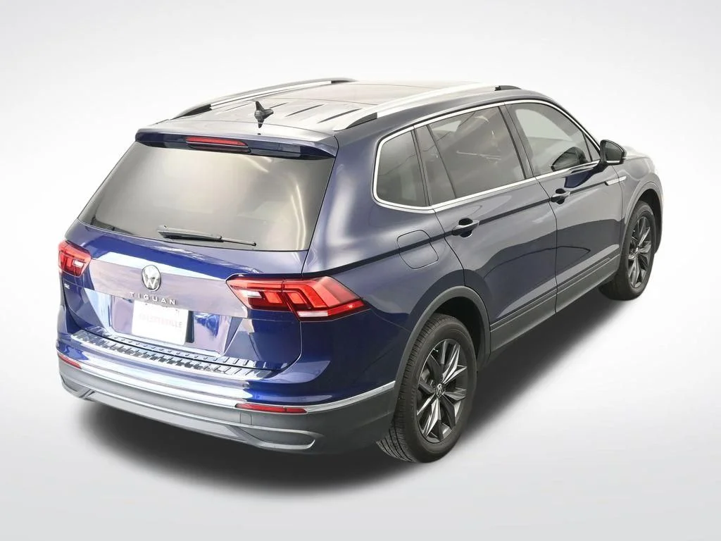 Used 2023 Blue Volkswagen 2.0T SE image 26