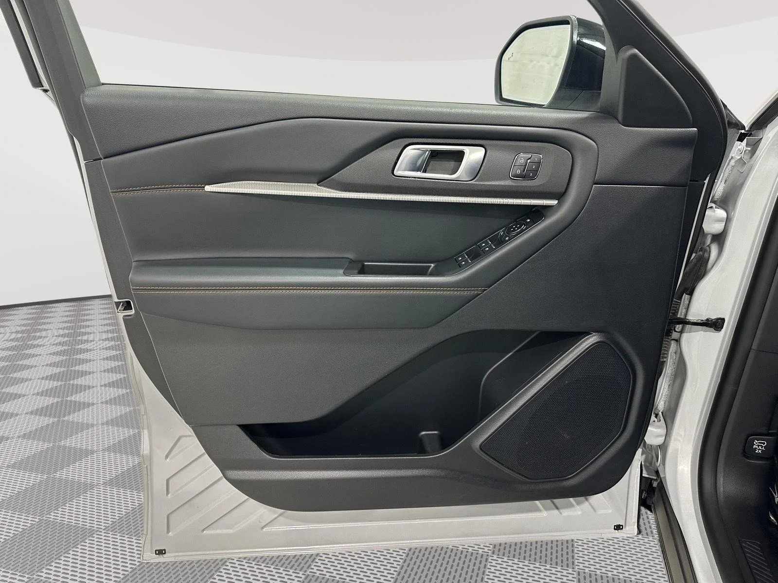 Used 2026 Space White Metallic Ford Tremor image 17
