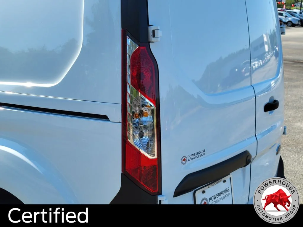 Used 2023 White Ford XL image 12