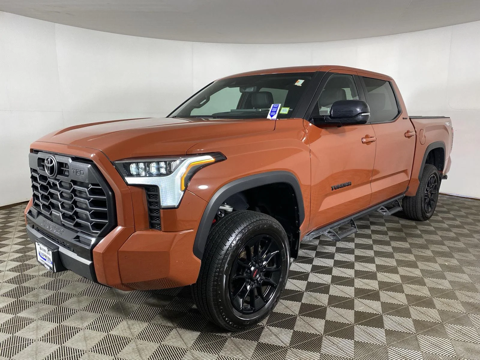 Used 2025 Terra Toyota Limited image 3