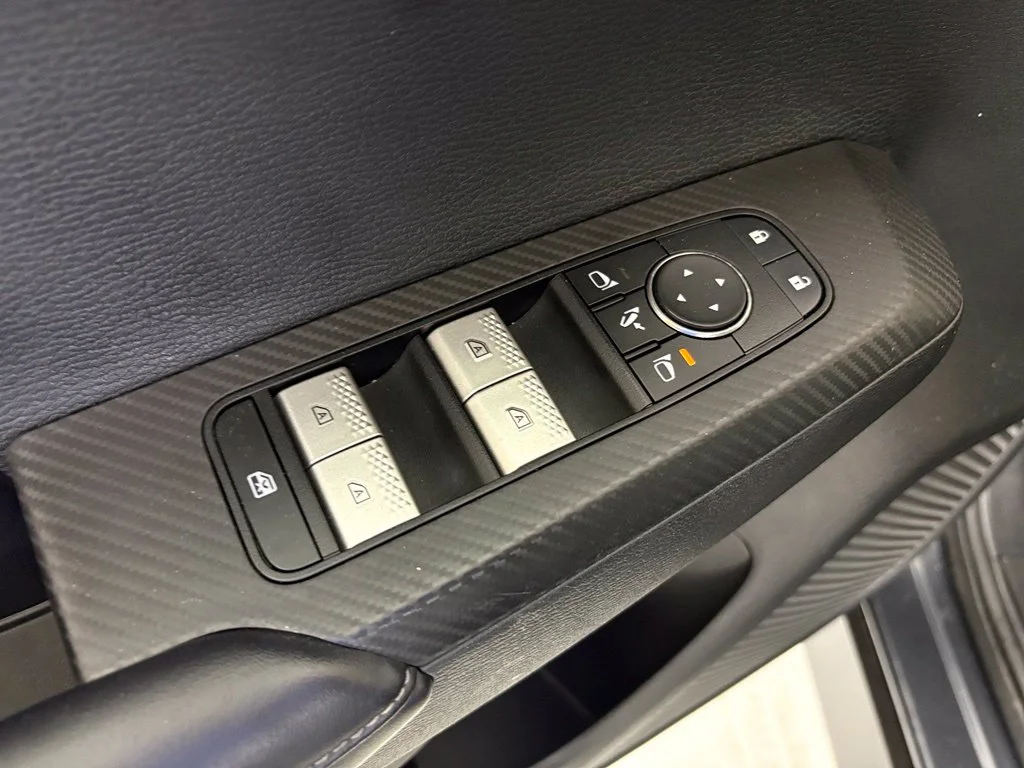 Used 2024 Gray Mitsubishi SE image 13