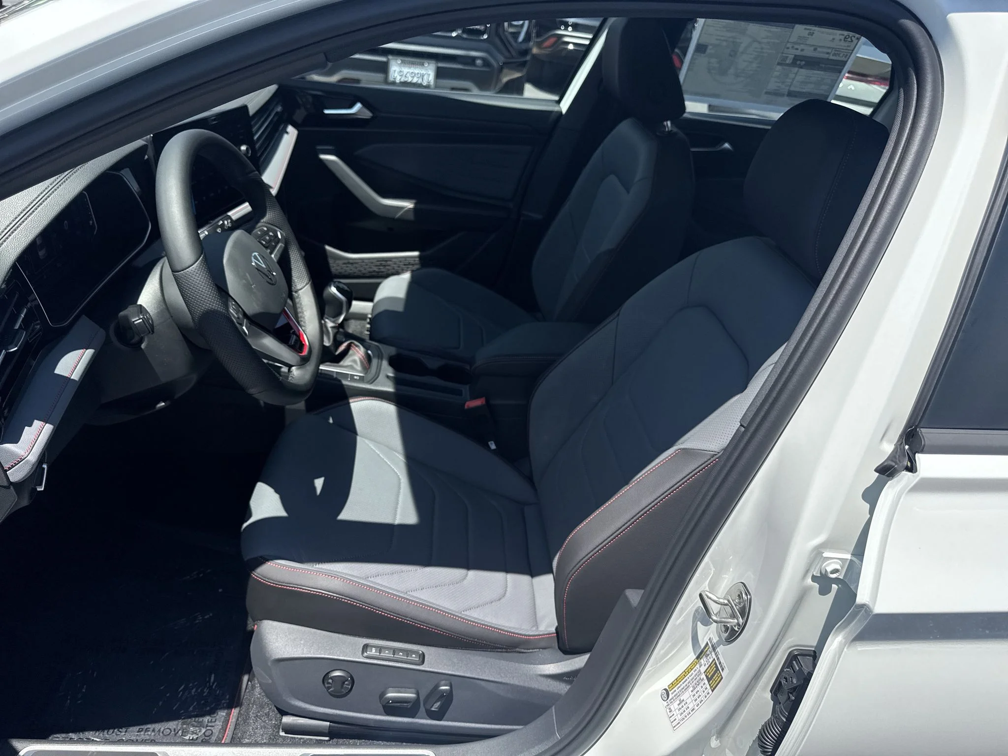 New 2026 Pure White w/Deep Black Roof Volkswagen Autobahn image 14