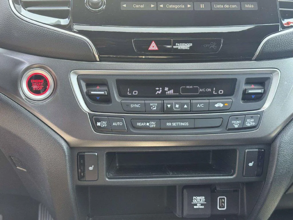 Used 2023 Platinum White Pearl Honda AWD EX-L image 29